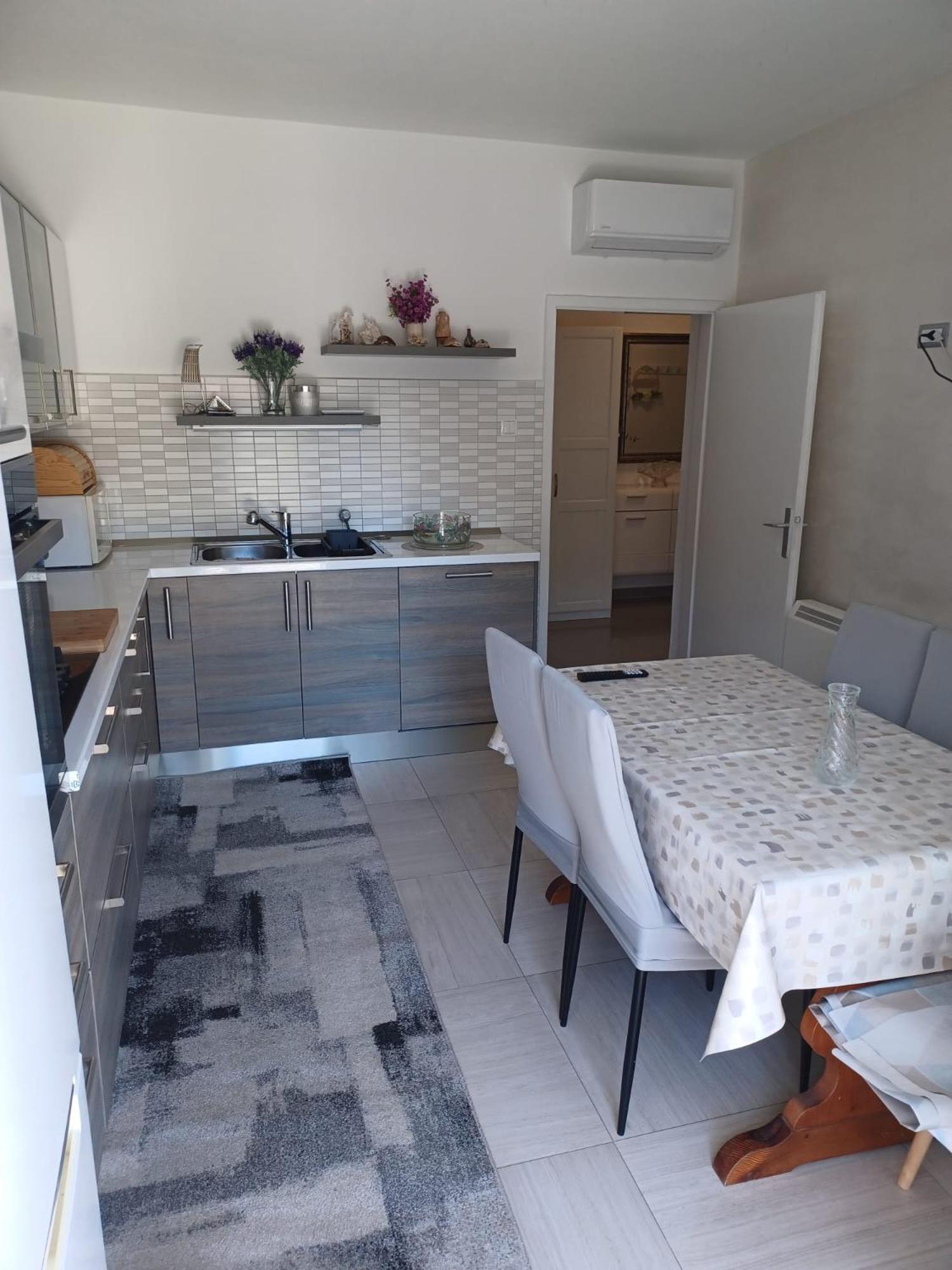 Studio Apartman Marija Trogir Eksteriør bilde